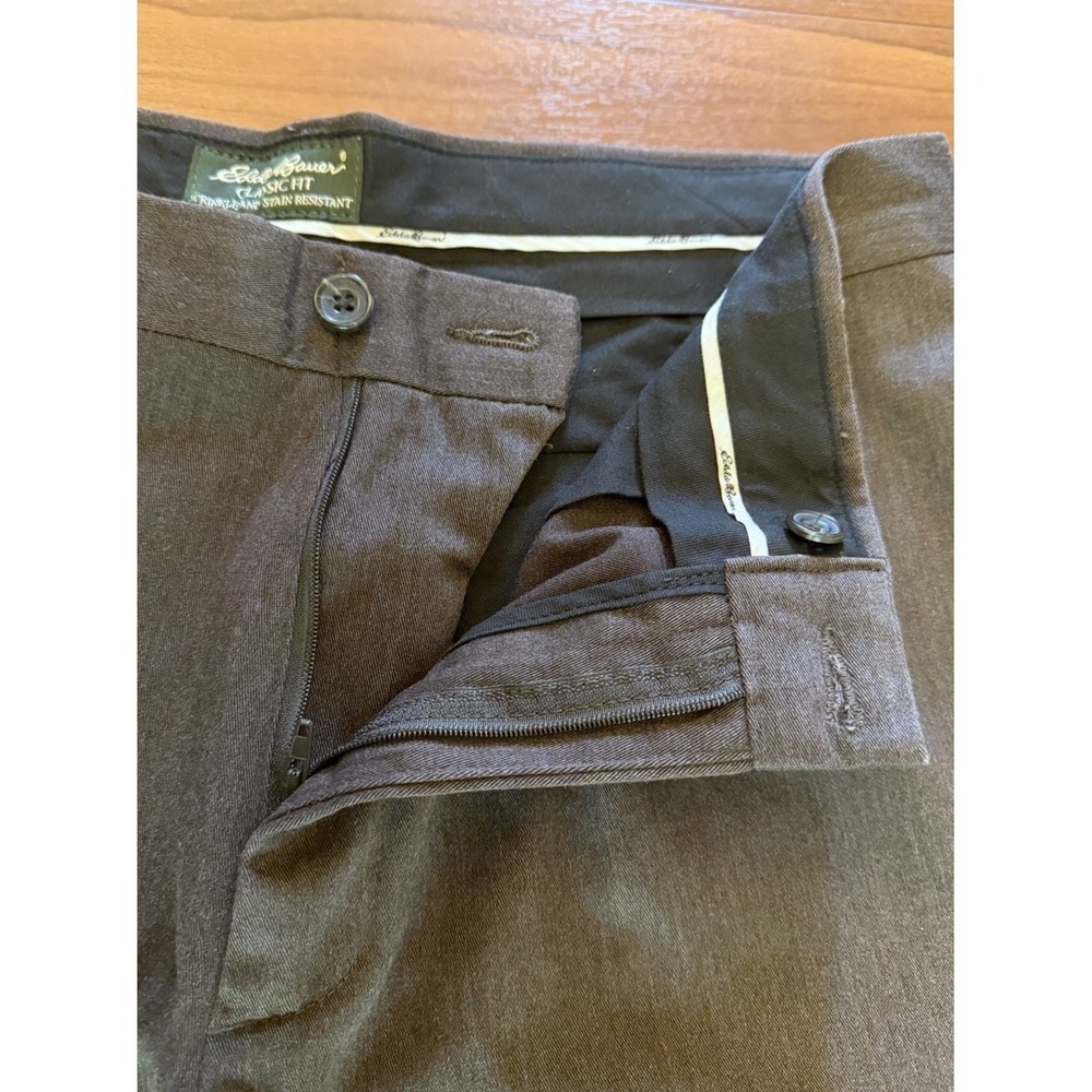 Eddie Bauer Classic Fit Wrinkle Stain Resistant Flat Front Pants Mens Size 34x32 - Picture 8 of 16